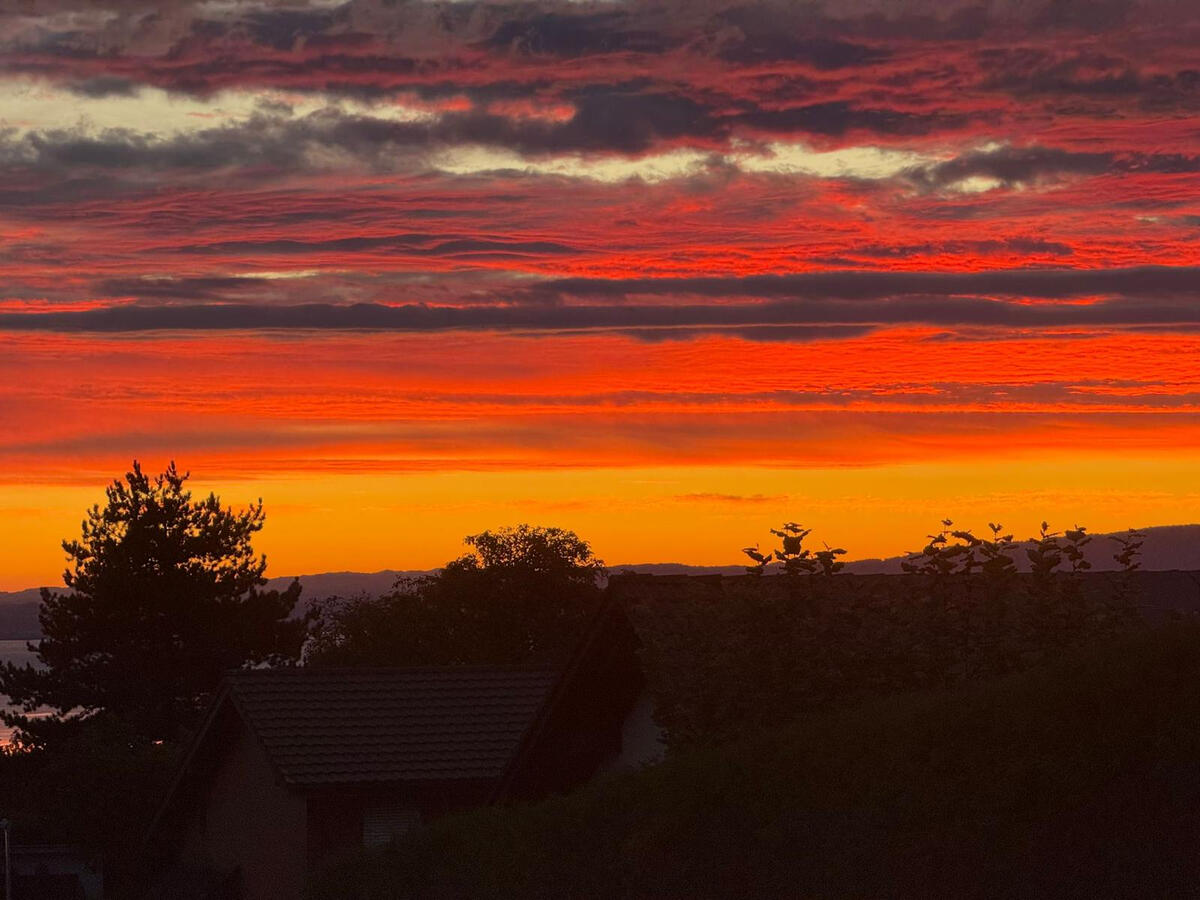 Sunrise Sunrise © 2026 by Aurèl L‘Homme (thierry_astronomy) is licensed under CC0 1.0
